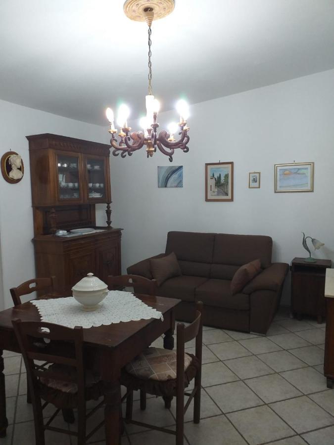 La Casa Di Lina Apartment Sezze Exterior photo